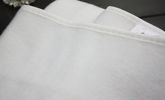 Chăn điện Heizen Đức với chất vải lông mềm mịn.