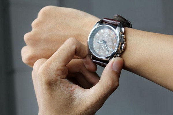 Chia sẻ kinh nghiệm khi mua đồng hồ đeo tay