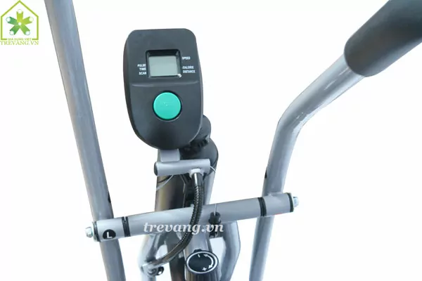 Xe đạp tập thể dục Titan hiển thị đèn LCD